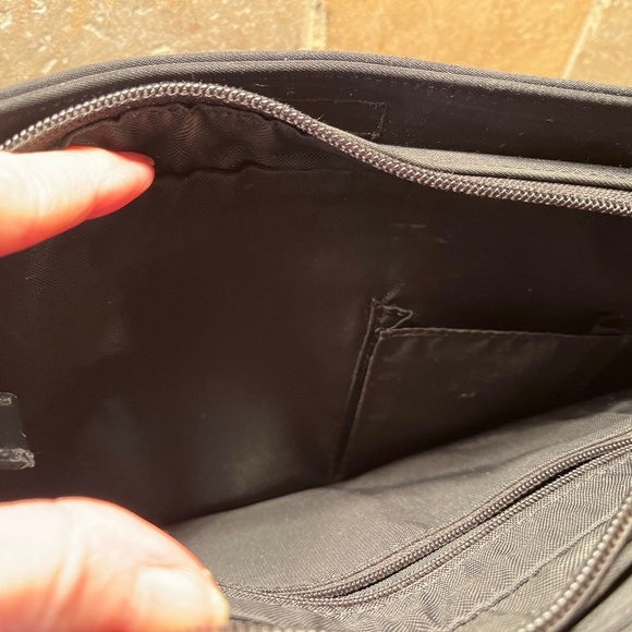 Kate Spade Tote - Picture 6 of 7